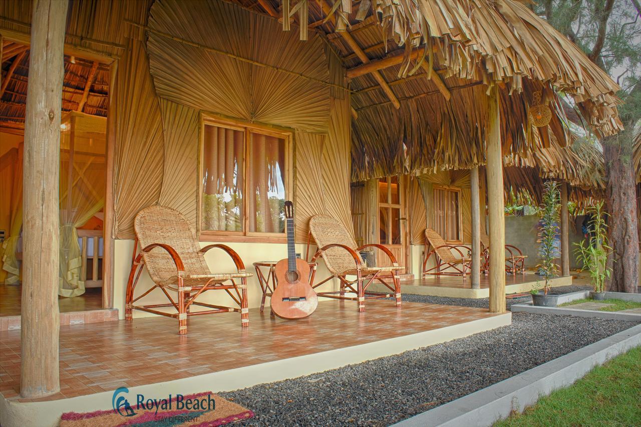 Royal Beach Arugam Bay Exterior photo
