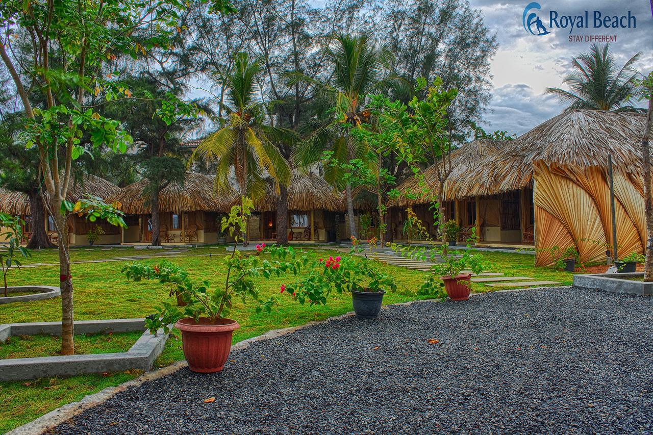 Royal Beach Arugam Bay Exterior photo