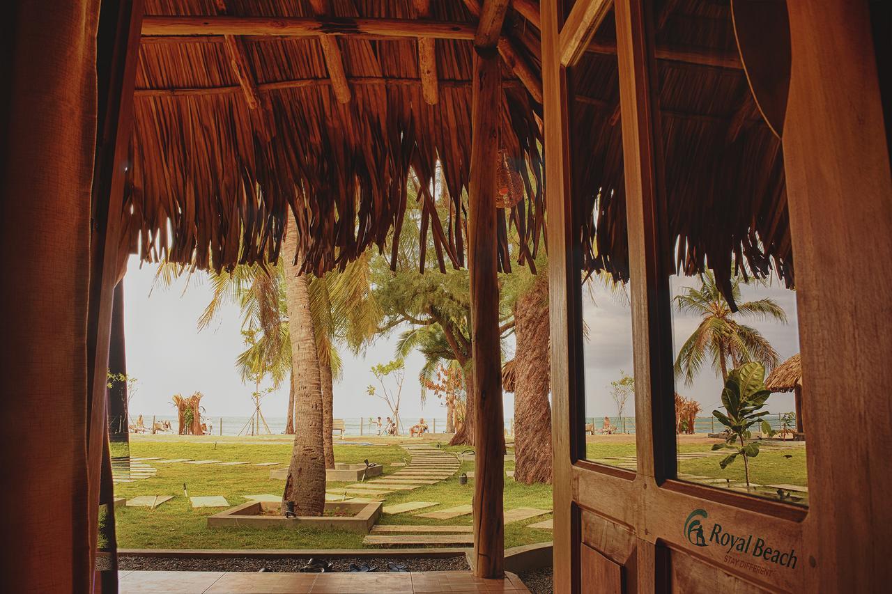 Royal Beach Arugam Bay Exterior photo