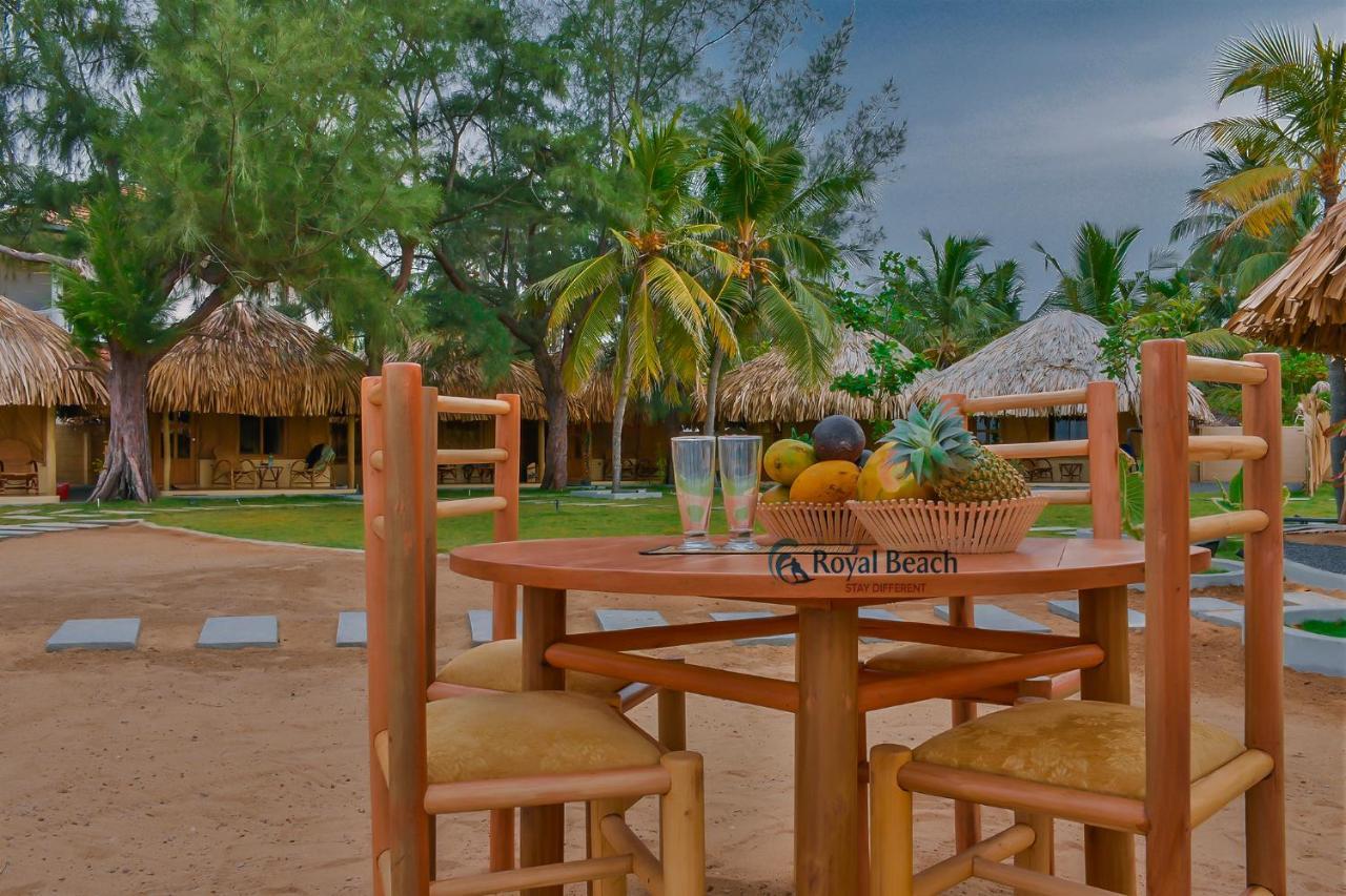 Royal Beach Arugam Bay Exterior photo